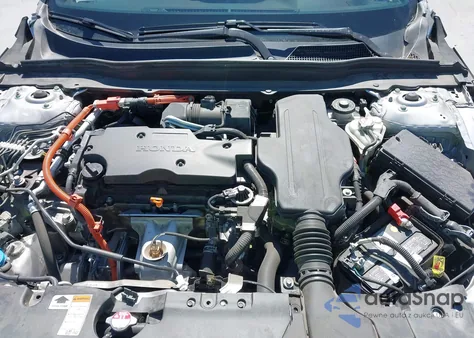 2022 Honda Accord Hybrid Sport z USA, uszkodzony, nr VIN 1HGCV3F21NA018275